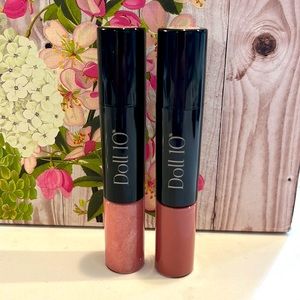 2-Doll 10 doll vault lipstick/lipgloss